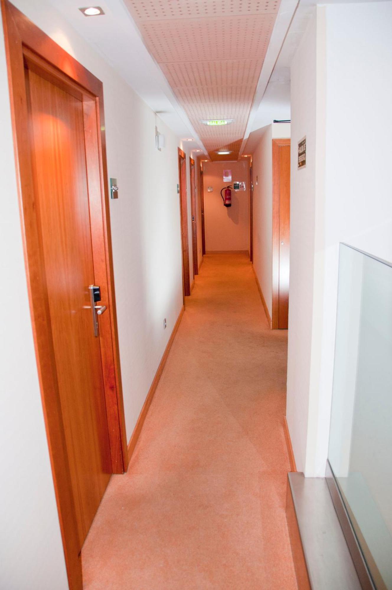 Hotel Arena Хихон Экстерьер фото
